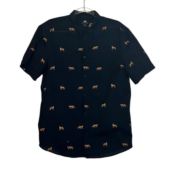 H&M Blue Cheetah Button Up M - Picture 3 of 4
